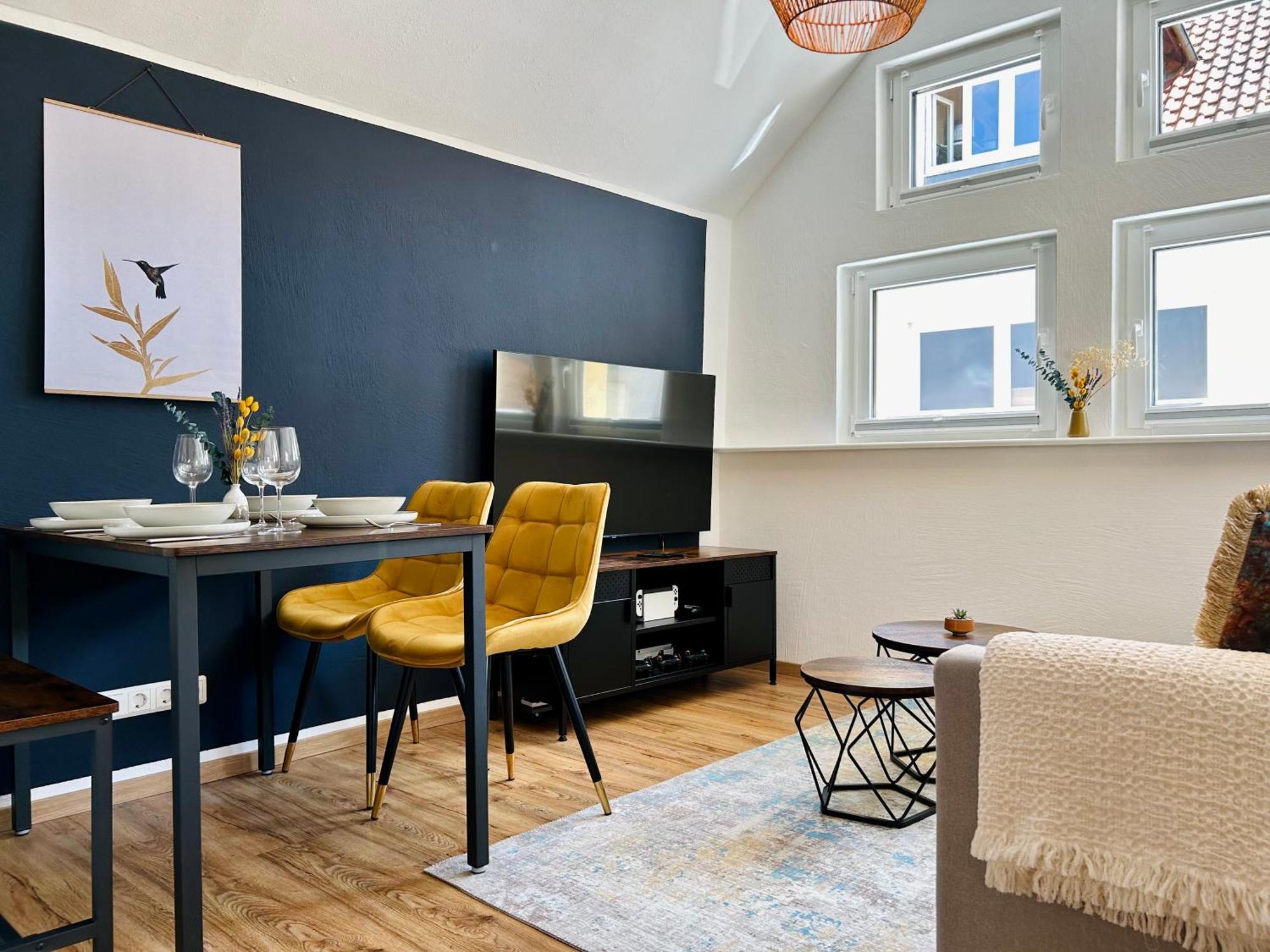 Kolibri - Design Maisonette - Nintendo Switch, Streaming, Bikestore, E-Wallbox Marburg Luaran gambar
